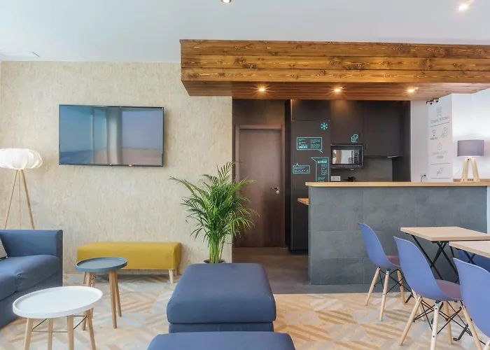 TAKE SURF Hostel Conil